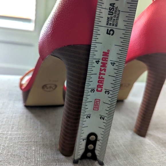 Michael Kors Margot Platform Tumbled Faux Leather Size 8.5 M - Picture 4 of 7